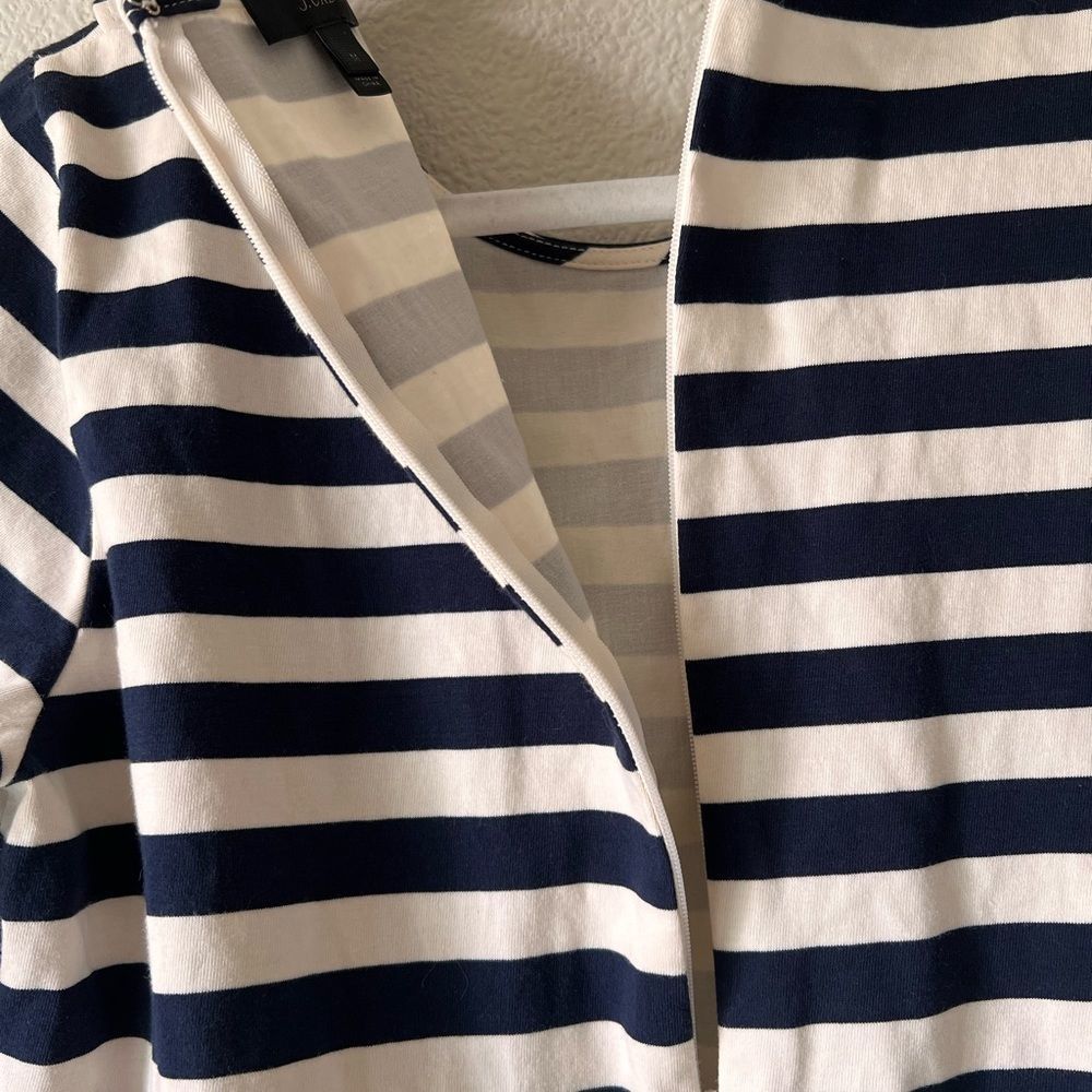 J. Crew 3/4 Sleeve Coastal Chic Stripe Ruffle Front Peplum Navy/White Top Size M - Picture 4 of 6